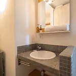 Apartmán Rare! 2-br Seafront Cannes