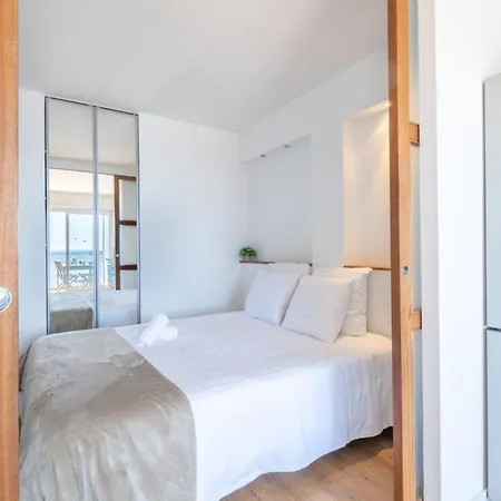 Rare! 2-br Seafront Apartmán *