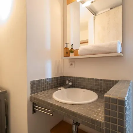 Lägenhet Rare! 2-br Seafront Cannes